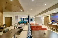Holiday Inn Express & Suites Diamond Hôtels à : Brighton