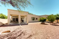 Spacious home with WiFi, private patio & gas grill - close to downtown