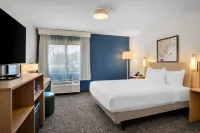 Spark by Hilton Grapevine DFW North - Gym