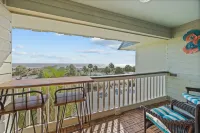 3rd Floor Condo w/Amazing Ocean Views! Pool & Pier Access! In Heart of IOP! 棕櫚島住宿飯店