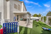 Pool, Hot Tub, Game Room and Mini Golf - Luxurious Haven