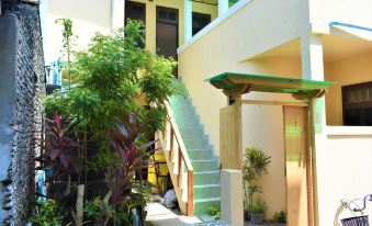 Explore Island Inn