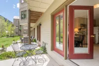 Charming Ski Escape with Scenic Patio and Cozy Kitchenette - Delightful Retreat