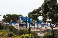 Private Backyard and Outdoor Shower - Charming Family Retreat