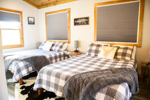 Cozy Retreat - Lazy Squirrel, Hottub, Firepit, WiFi Hotels in Wolfe County
