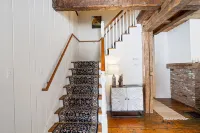 Private Gated Pool and Scenic Surroundings - Charming Spacious Retreat