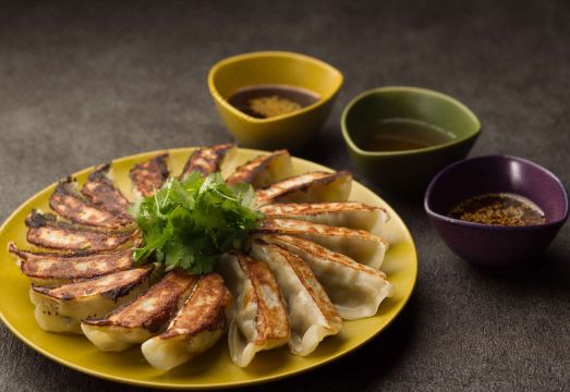 그랜드 메르쿠르 레이크 하마나 리조트 & 스파의 야외 수영장 이미지