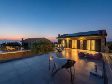 Vila Coratina ZadarVillas Hotels in Lun