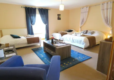 Domaine la Synchronicité - Gîte et Chambres d'Hôtes Отели в г. Грато