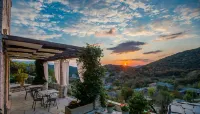 Pirrion Wellness Boutique Hotel - Mountain view