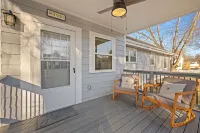 บ้านที่อบอุ่นในดาวน์ทาวน์ Loveland พร้อมรถจักรยานฟรี! - ที่มีที่จอดรถ