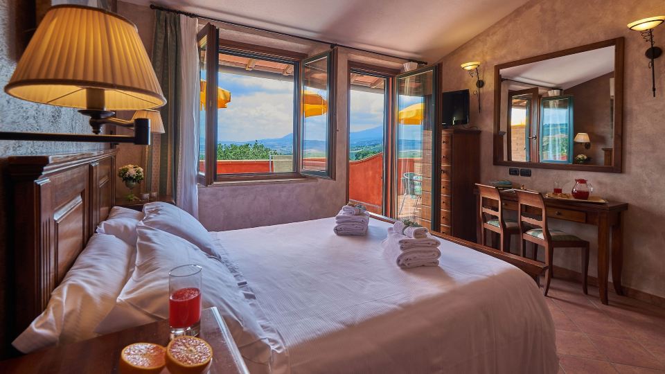Casanova - Panoramic Rooms and Suites