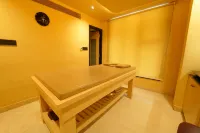 Yuvraj Le: Royale - spa
