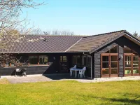 8 Person Holiday Home in Løkken-by Traum