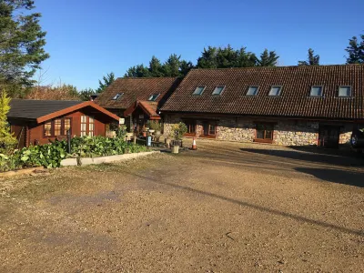 Bridge Farm Guesthouse Rooms Hotels near Dundry Playground