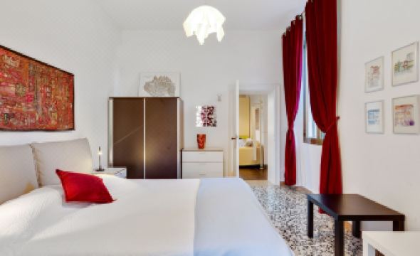 Cozy Apartment with Garden in Dorsoduro