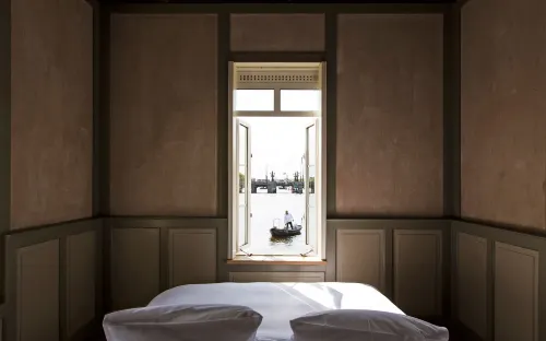 Sweets - Amstelschutsluis - Homestays