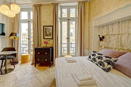 Apartments du Louvre St Honoré