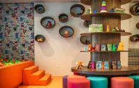 Hawthorn Suites by Wyndham Dwarka - Family