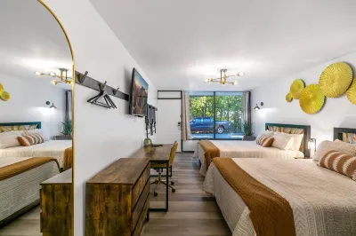 Candlewick Inn and Suites