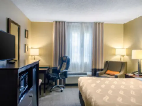 クオリティ  イン  ラストン ラストンのホテル