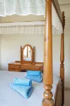 Room in Apartment - One Bedroom Apartment - Just 800 m from the Beach - navetta aeroportuale