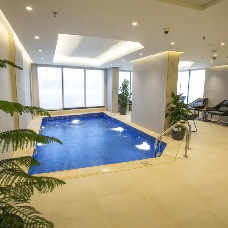 Velar Inn Hotel