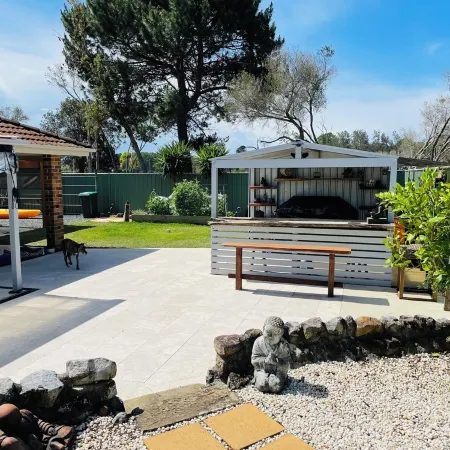 Tuncurry Tranquility family and dog friendly house / garden conveniently located