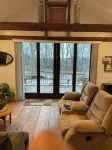 Cozy cabin,master and loft w2 twin beds atop the scenic portage,deckand fire pit