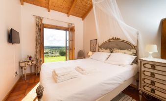 Monte Cerro da Vigia by Vacationy