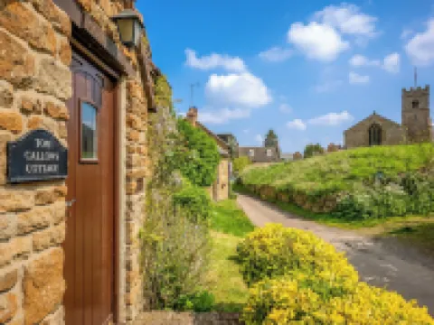 Tom Callows Gorgeous Cottage Oxfordshire Hotels in Cherwell