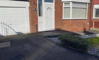 HouseSleeps9-Fireplace-Garden-Bbq-Tv