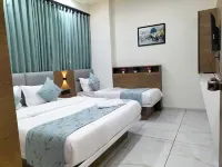 Hotel Paris Plaza