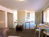 Villa Nova Motel Hotels in South Toowoomba