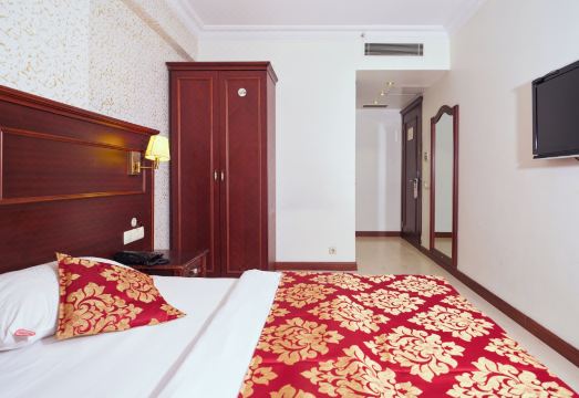 Istanbul Old City Hotel Overview