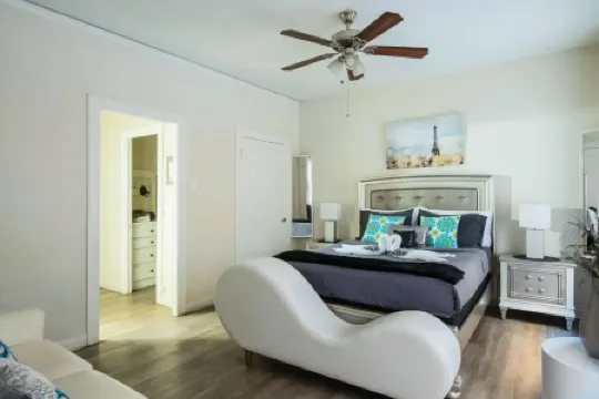 Casa Bonita Apartments