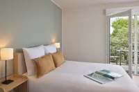 Zenitude Hôtel Résidences Plérin Hôtels à proximité de : La Grande Plage des Rosaires