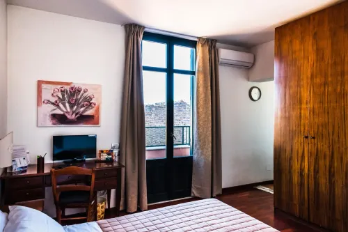 테라차, 에트나와 역사적 중심지 전망 있음, 바이 원더풀 이탈리아