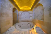 Holiday Cave Hotel - โรแมนติก