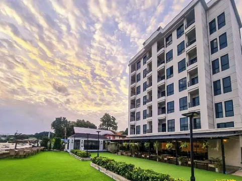 NORN Canalside Bangkok Hotel Отели рядом с достопримечательностью «Ват Арун»