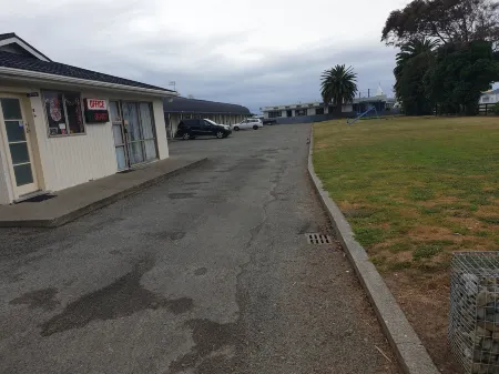 Castletown Motel Отели в г. Уэйтарер