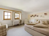 Lovely Apartment in Hainzenberg Next to Forest