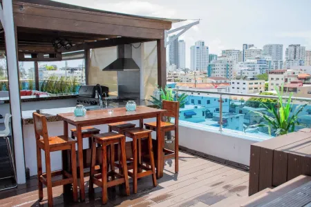 8 Bedrooms Penthouse Jacuzzi & Private Terrace