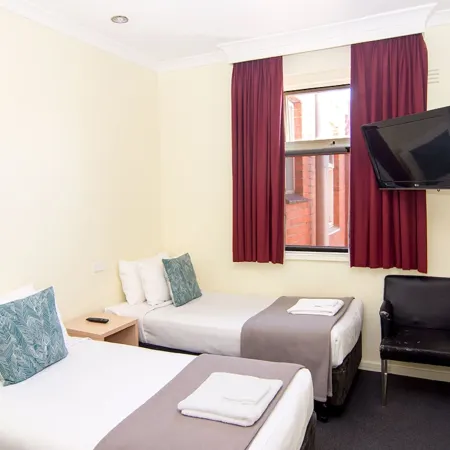 Miami Hotel Melbourne