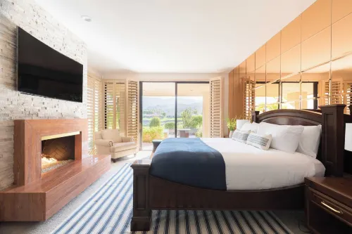 Moonshine by Avantstay 현대적이고 세련된 부동산 w/ 바, 화덕 & 핫 터브 5 베드룸