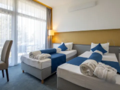 Hotel Yacht Wellness & Business Hotels in Siófoki