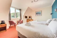 Onich Hotel & Lochside Beach Pods Hotels in Ballachulish