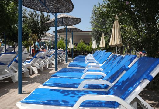 Mavi Pansiyon 레스토랑 또는 객실