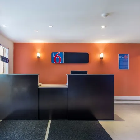 Motel 6 Sudbury, on