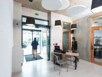 Ténéo Apparthotel Talence - Espeleta Hotels near Saint Augustin
